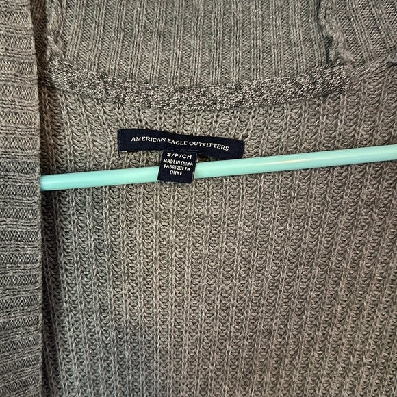 American Eagle Cover up sweater - Picture 2 of 4